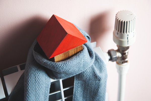 Beyond Heat Pumps: How Solarwarp Bridges the Seasonal Energy Gap
